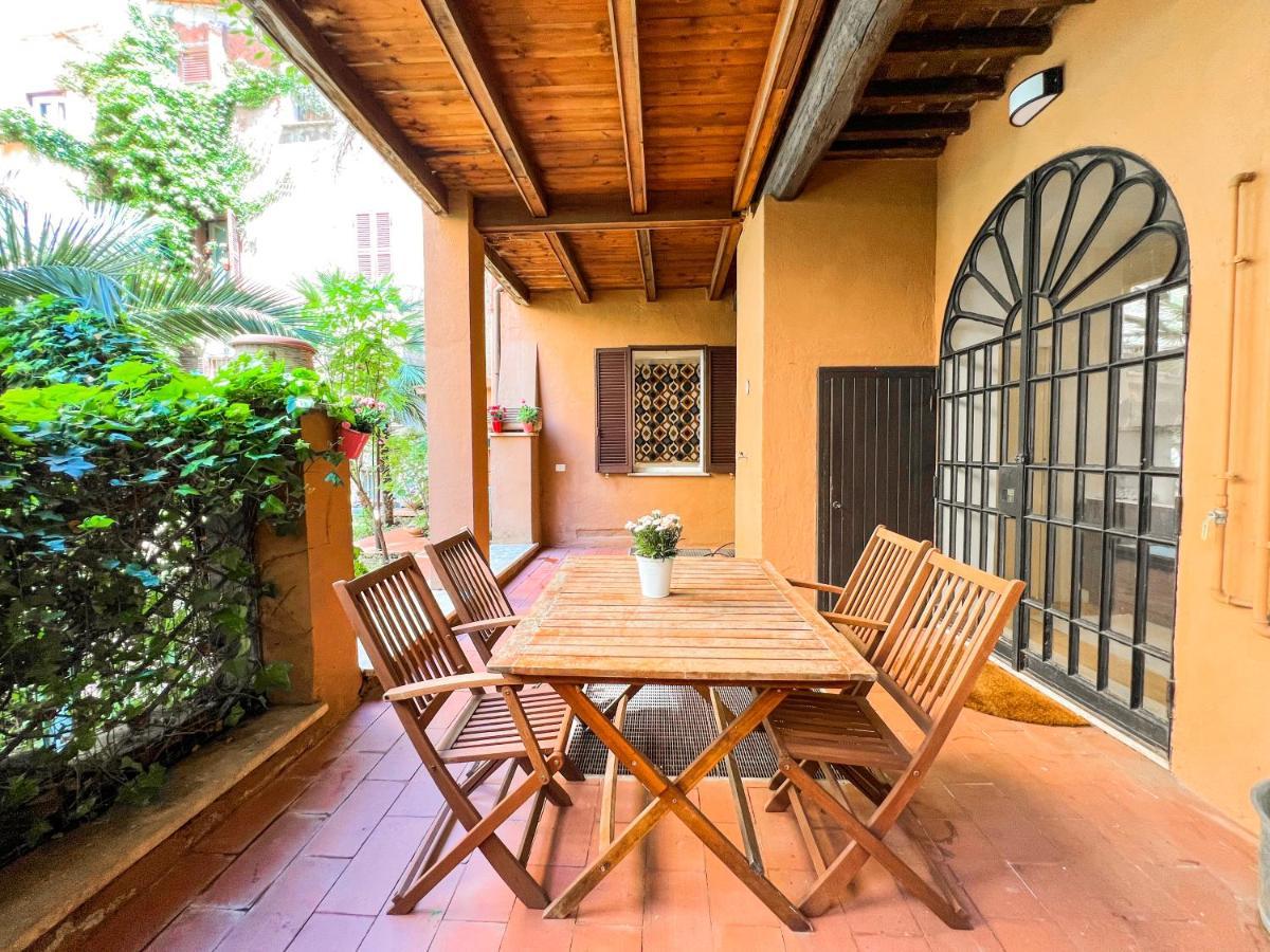 Luxury House & Secret Garden - Strategic Location, 100M To Metro B Apartment Roma Exterior foto