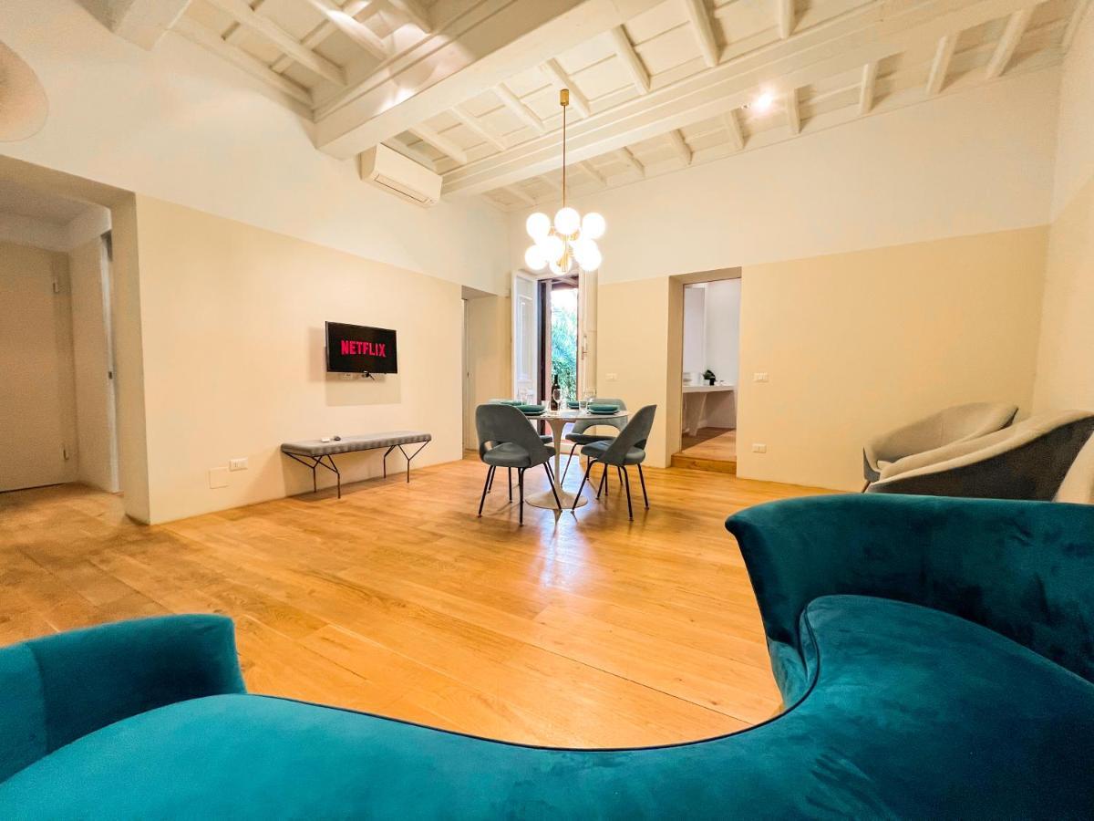 Luxury House & Secret Garden - Strategic Location, 100M To Metro B Apartment Roma Exterior foto