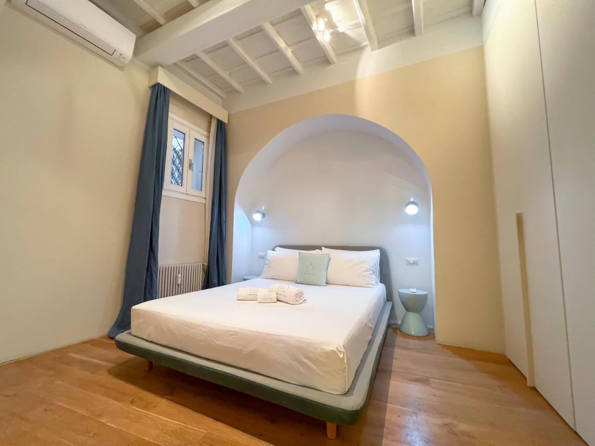 Luxury House & Secret Garden - Strategic Location, 100M To Metro B Apartment Roma Exterior foto