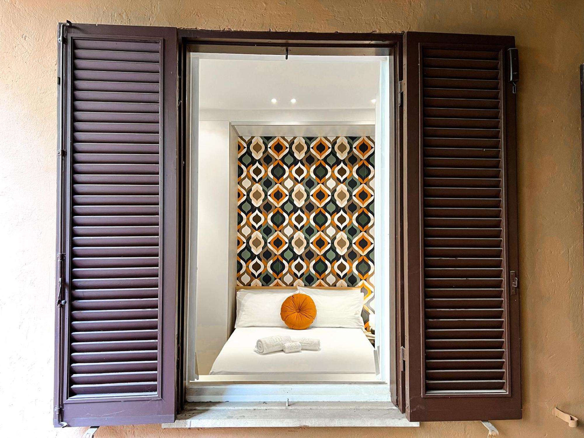 Luxury House & Secret Garden - Strategic Location, 100M To Metro B Apartment Roma Exterior foto